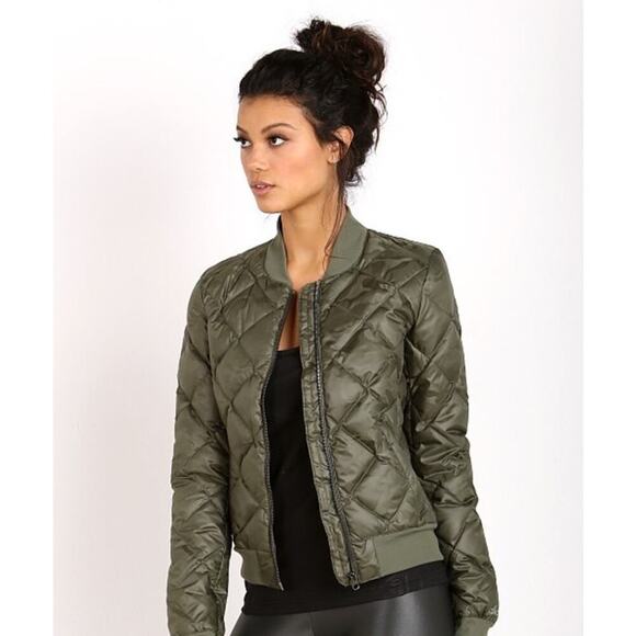 Alo Yoga Idol Quilted Bomber Jacket Hunter Green Size Small Studio Street Style - Picture 1 of 15